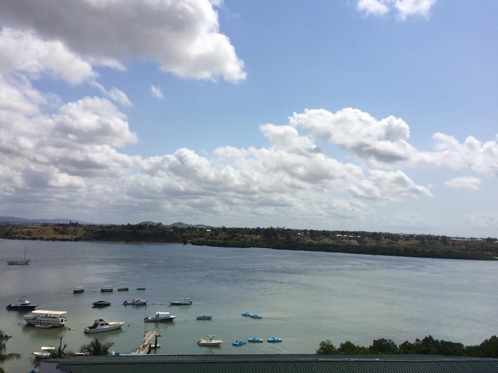 Tudor Water Sports Hotel 몸바사 외부 사진
