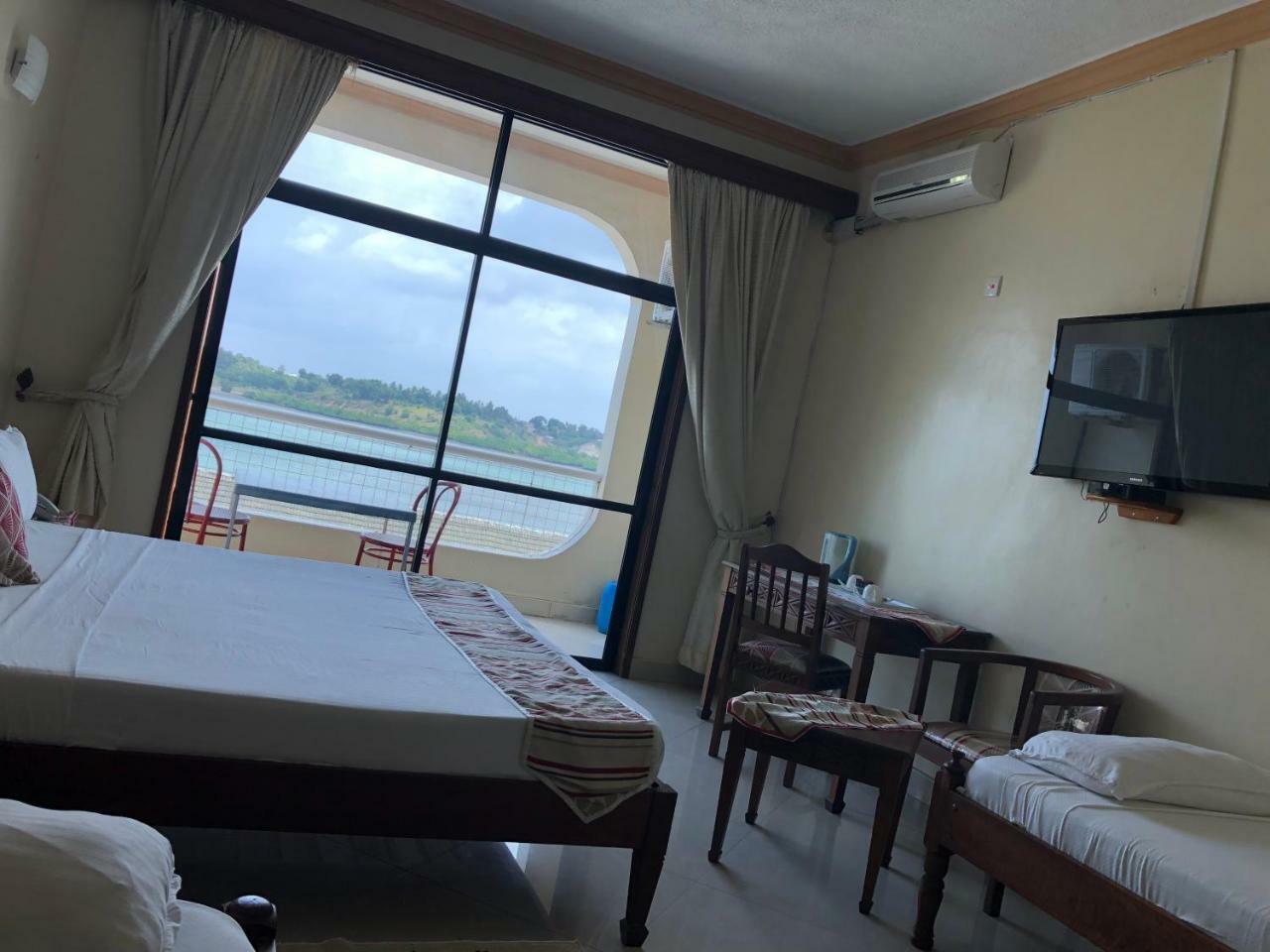 Tudor Water Sports Hotel 몸바사 외부 사진